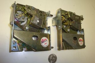 Williams Pinball 25 Cents Coin Mechanisms,  Coin Acceptors 2 Pack,  Good
