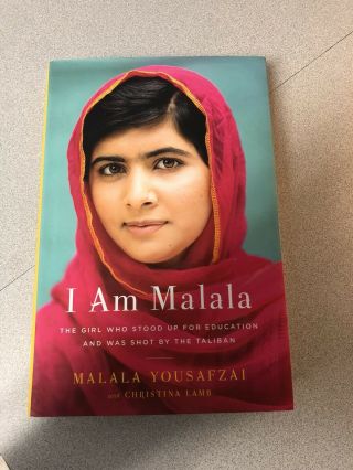 Malala Yousafzai Autograph Signed I Am Malala Book