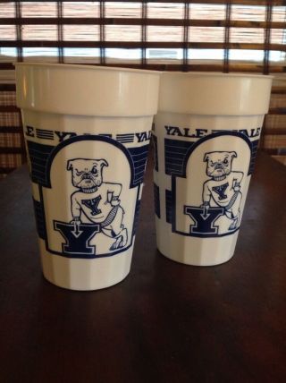 Vintage Yale Winking Bulldog Plastic Cups