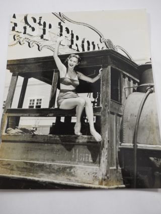 Rhonda Fleming Vintage Las Vegas Photo B&w 8 " X 10 "