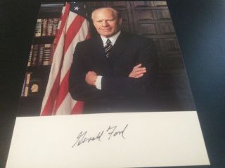 Gerald Ford President Signed Autograph Photograph Jsa Guarantee