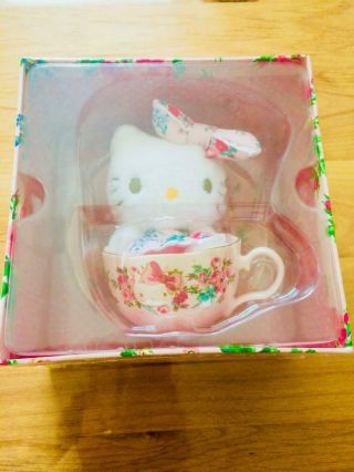 Gift Hello Kitty meets LAURA ASHLEY Tea cup set & mascot Doll Rosa Plush doll 5