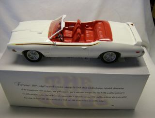 White 1969 Pontiac GTO Judge Convertible Decanter 102 of 250 made - - 4