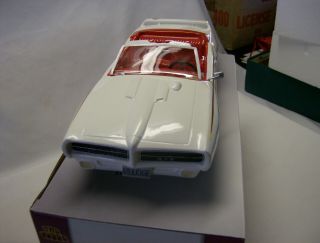 White 1969 Pontiac GTO Judge Convertible Decanter 102 of 250 made - - 5