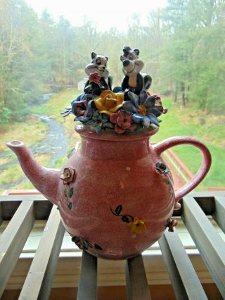 Rare Teapot By Laraine Eggleston Looney Tunes Pepe Le Pew & Penelope