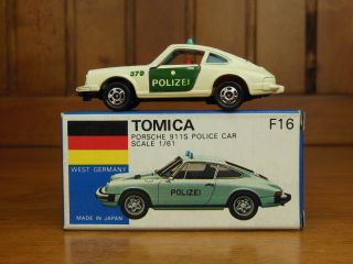 TOMY Tomica F16 PORSCHE 911S Police car,  Made in Japan vintage pocket car Rare 2