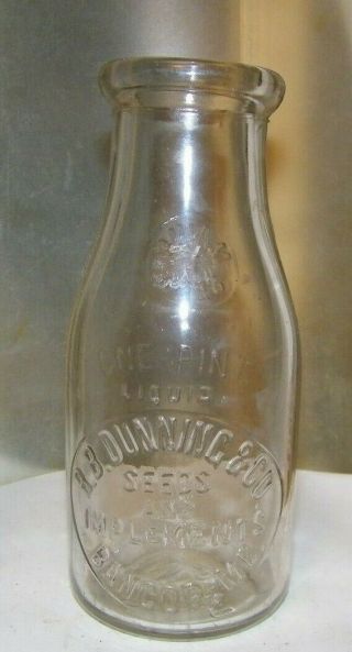 Vintage Pint Milk Bottle R.  B.  Dunning & Co Seeds & Implements Bangor,  Me - Maine Sea