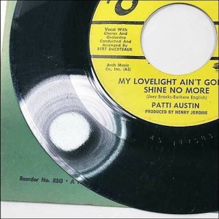 PATTI AUSTIN Leave A Little Love / Lovelight CORAL northern soul promo HEAR 45 8