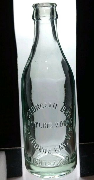 1915 Sturgeon Bay Wisconsin Soda Water Bottle Pleck