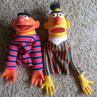 Vintage Sesame Street Bert And Ernie Hand Puppet Set