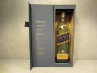 Johnnie Walker Blue Label Scotch Whiskey Gift Box And Empty Bottle W/ Medallion