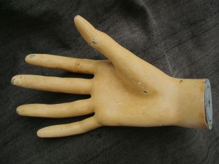 VINTAGE 1960s - 1970s WOMAN FEMALE LADY ' S RIGHT MANNEQUIN HAND ONLY LIFE SIZE 6
