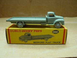 VINTAGE 60 ' S DINKY TOY DUBLO 066 BEDFORD FLATBED TRUCK NEAR 3