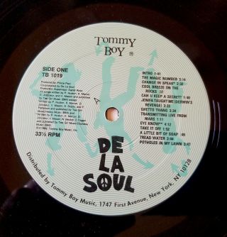 De La Soul - 3 Feet High and Rising LP vinyl Tommy Boy VG,  1989 7