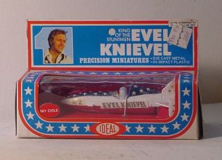 (c) 1976 Ideal Toy Evel Knievel Die - Cast Sky Cycle Motorcycle In The Box