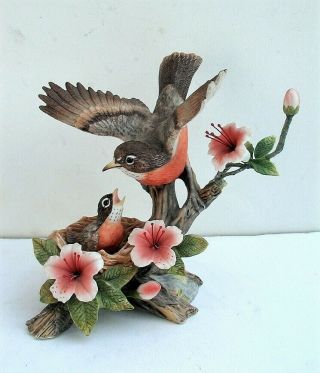 Maruri Porcelain 1991 Songbirds Of Beauty - Robin W/ Baby Azalea - Studio Sb - 9106