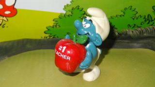 Smurfs Red Apple Smurf 1 Teacher 20160 Vintage Rare Figurine