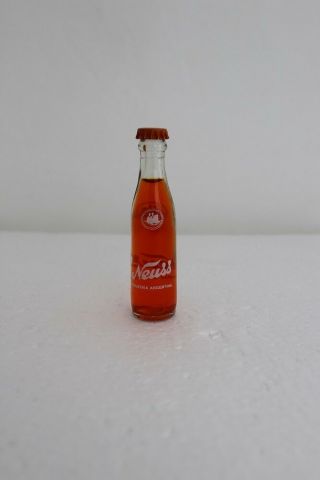 Naranja Neuss Orange Soda Plus Pomelo Neuss 3 Inch Glass Bottle