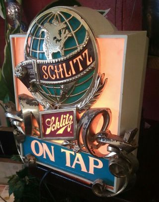 1977 SCHLITZ Beer on Tap Light Up Sign - Union Made 2