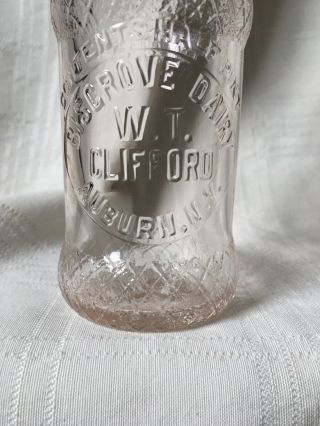 Vintage Half Pint Milk Bottle W T Clifford Bisgrove Dairy Auburn York 1941 3