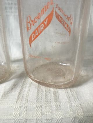 2 Vintage Half Pint Milk Bottles Broemer Dairy Chassell Michigan 1950’s Bottle 3