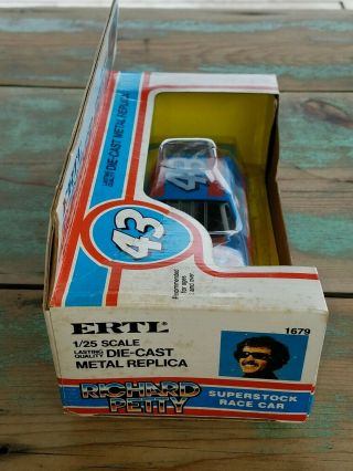 vintage Ertl Richard Petty Superstock Race Car 1:25 scale toy 4