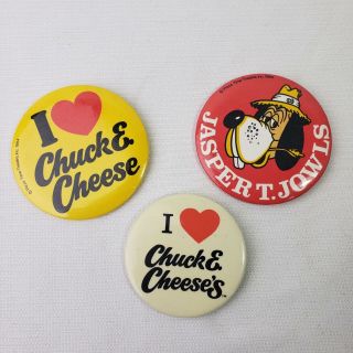 Pizza Time Chuck E Cheese And Jasper Jowls 1984 Buttons Pinbacks