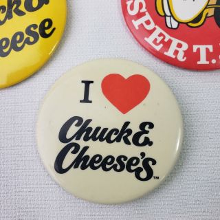 PIZZA TIME Chuck E Cheese and Jasper Jowls 1984 Buttons Pinbacks 4