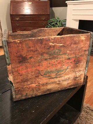 Canada Dry Ginger Ale Vintage Wooden Crate.