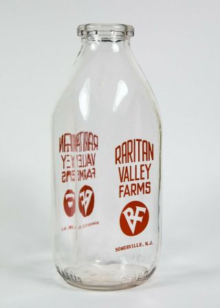 Vintage Sspq Milk Bottle Raritan Valley Farms Dairy Somerville Nj Red Pyro Quart