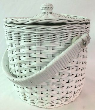 Vintage White Wicker Ice Bucket with Plastic Liner Lid Handle Woven Container 6