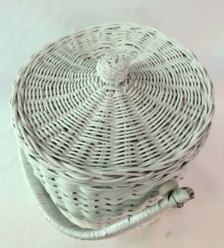 Vintage White Wicker Ice Bucket with Plastic Liner Lid Handle Woven Container 7