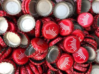 1,  000 ( (red Budweiser Crown))  Beer Bottle Caps,  No Dents,  Fast