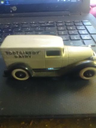 Tootsie Toy Graham Dairy Truck Awsome No 0808