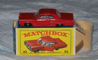 Matchbox Lesney No.  22 Red Pontiac Grand Prix Coupe “e Style Box