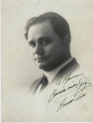 Italian Opera Singer Tenor Beniamino Gigli,  Autographed Photo.  Buenos Aires