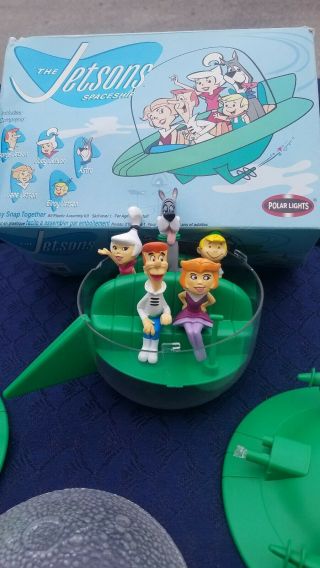 The Jetsons Spaceship By Polar Lights With All Family Members