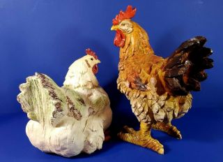 GORGEOUS HAND PAINTED RESIN ROOSTER AND HEN - MADE TO LOOK LIKE CARVED WOOD - NE 5