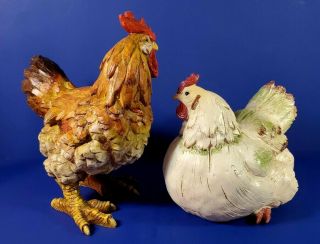 GORGEOUS HAND PAINTED RESIN ROOSTER AND HEN - MADE TO LOOK LIKE CARVED WOOD - NE 7