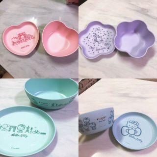 Hello Kitty X 7 - 11 Taiwan Le Creuset 4 Plates And Bowl Set