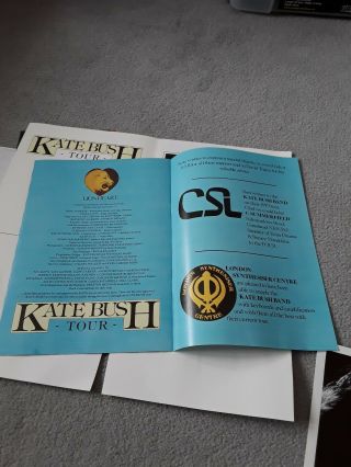 KATE BUSH 1979 HAND SIGNED LIONHEART TOUR PROGRAMME ITEM 6
