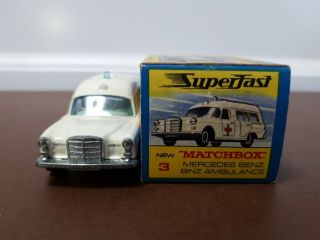 Matchbox Superfast Lesney - No.  3 - Mercedes Benz Binz Ambulance With Stretcher 5