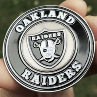 Premium Nfl Oakland Raiders Poker Card Guard Chip Protector Golf Marker Coin