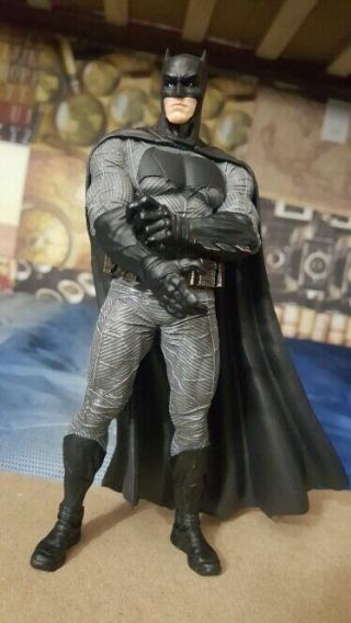 Dc Universe Justice League Batman Figure Statue No Box 20cm