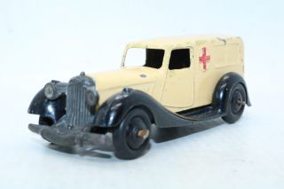 Dinky Toys No 30f Bentley Ambulance - Meccano Ltd - Made In England