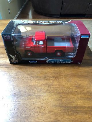 ROAD SIGNATURE/YAT MING 1959 FORD F - 250 4x4 PICKUP 1:18 RED,  METAL SIGN 2