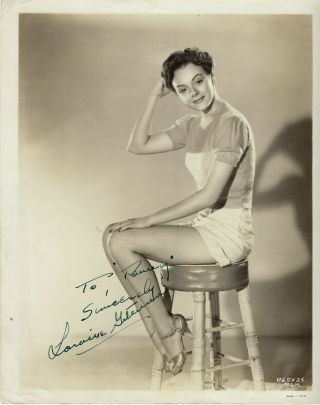 Actress Loraine Gettman Aka Leslie Books,  Autographed Studio Pin - Up Photo.