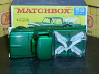Matchbox Lesney Ford Kennel Truck 50 c1 white grille dogs SC1 VNM crafted box 7