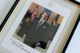 White House President Ronald Reagan Hand Autographed Signed Picture Photo 6