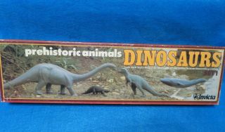 Invicta British Museum Plastic Box Set 1 With 4 Dinosaur Or Prehistoric Mammals